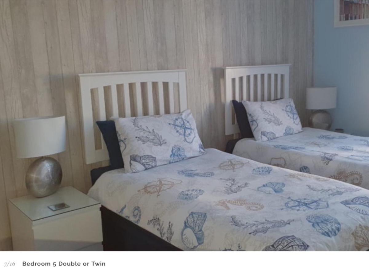 By The Seaside Bed and Breakfast Blackpool Buitenkant foto