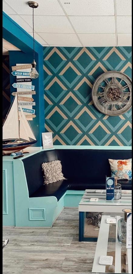 By The Seaside Bed and Breakfast Blackpool Buitenkant foto