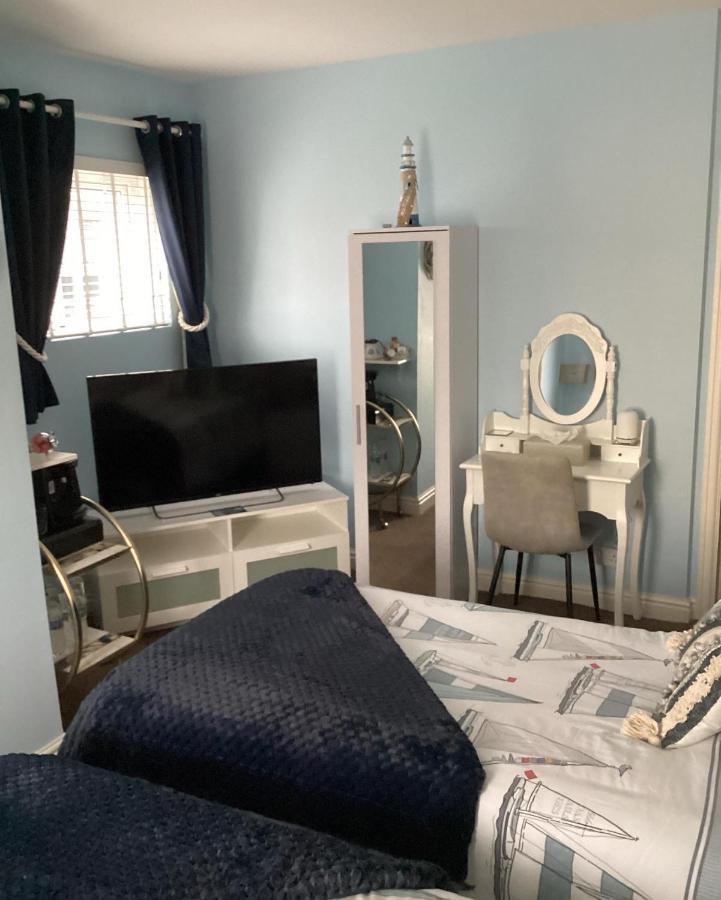 By The Seaside Bed and Breakfast Blackpool Buitenkant foto
